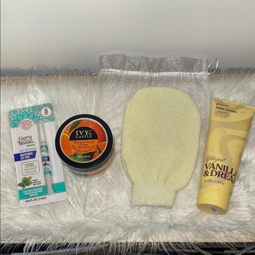 Self Care Bundle ✨🍊 - 4 body care items & 1 bag